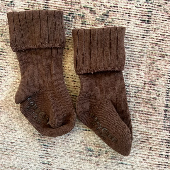 GAP Other - GAP Brown Ribbed Baby socks